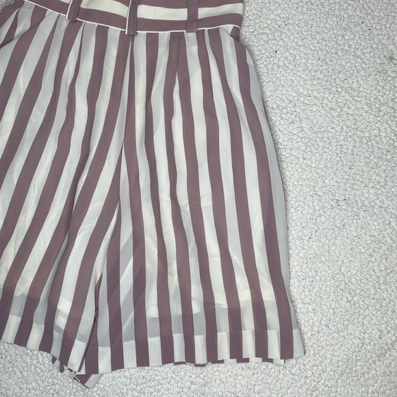 R-Rouge Striped Shorts: Size Medium - Picture 5 of 9